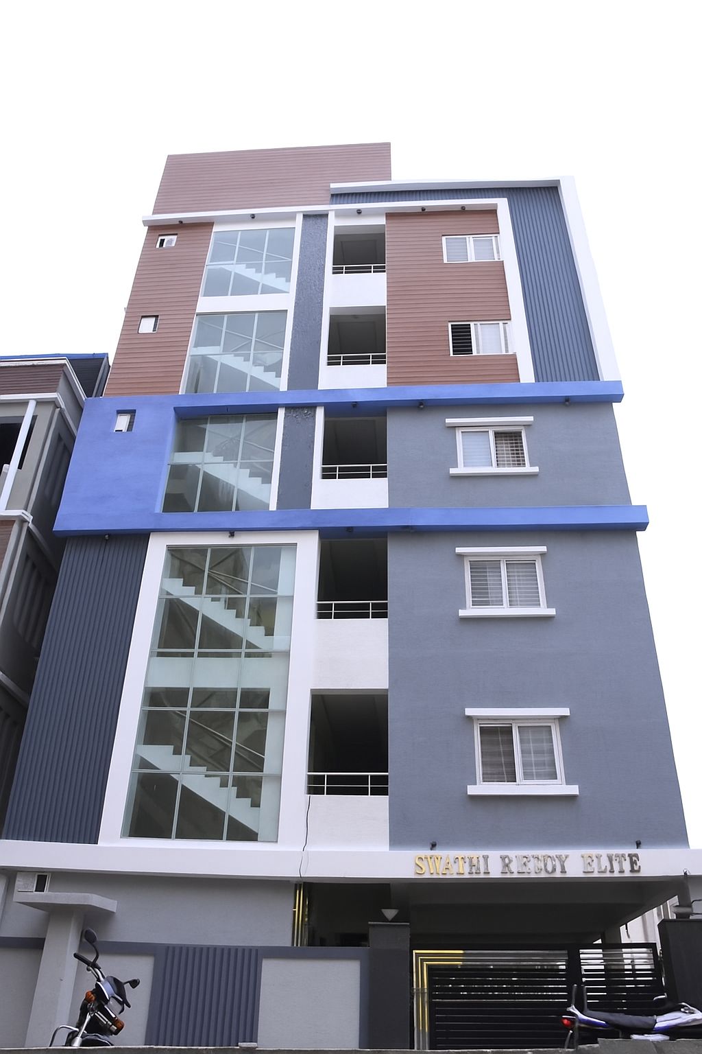 Zentro Building exterior